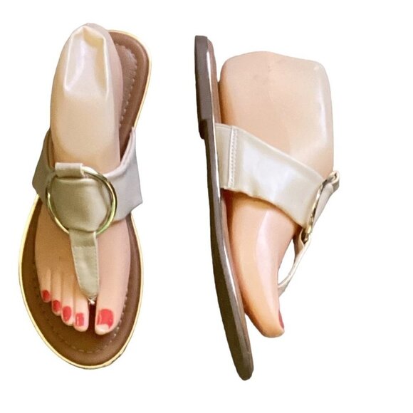 Liz Claiborne Cabella Flats Sandals Wide T-Strap/Thong Light 7 Beige/Nude 146L - Picture 3 of 6